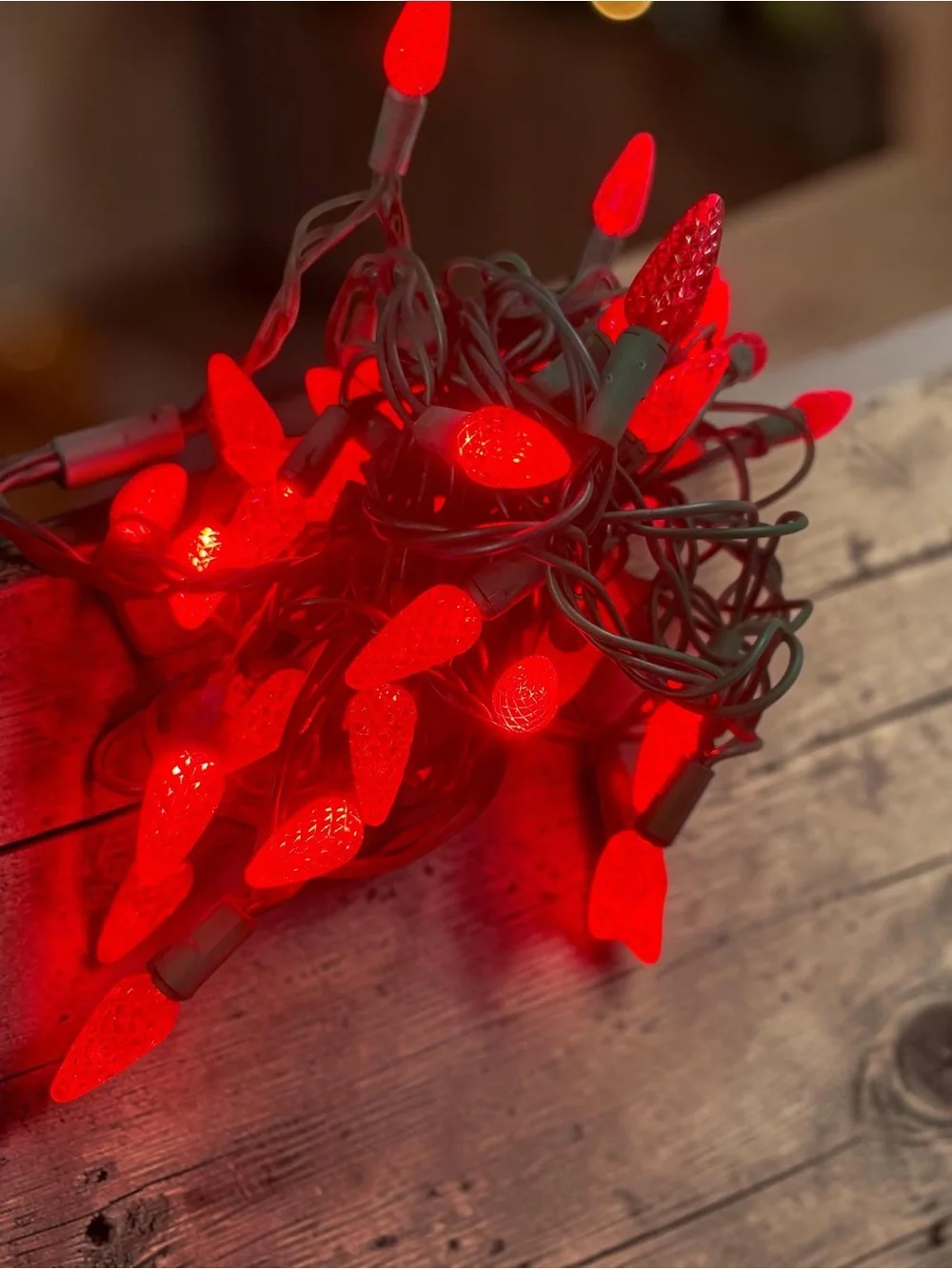 Red LED Christmas Lights String – Partial Working Strand C6 Style Bulbs Holiday